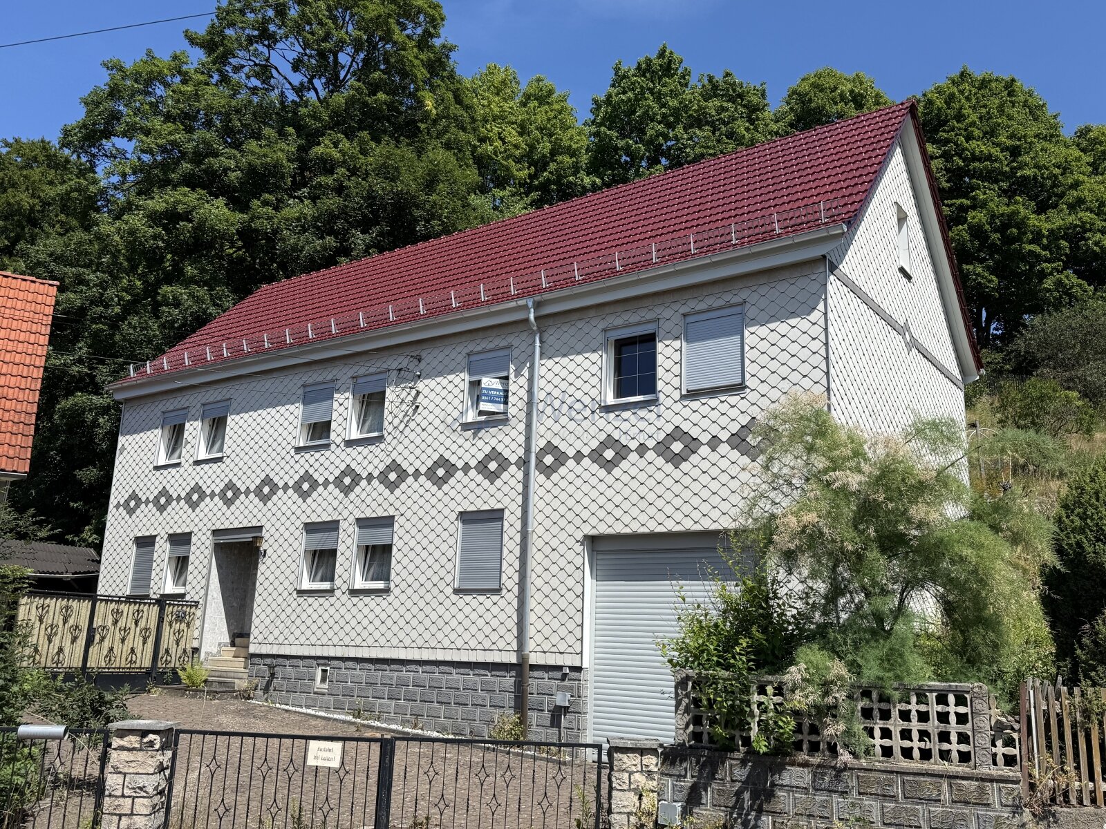 RESERVIERT! Geräumiges Wohnhaus im Thüringer Wald  RESERVIERT! Geräumiges Wohnhaus im Thüringer Wald